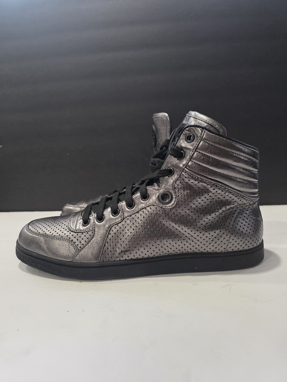 Gucci Men's Anthracite Metallic Perforated Nappa High-Top Sneakers Size 10 G / U